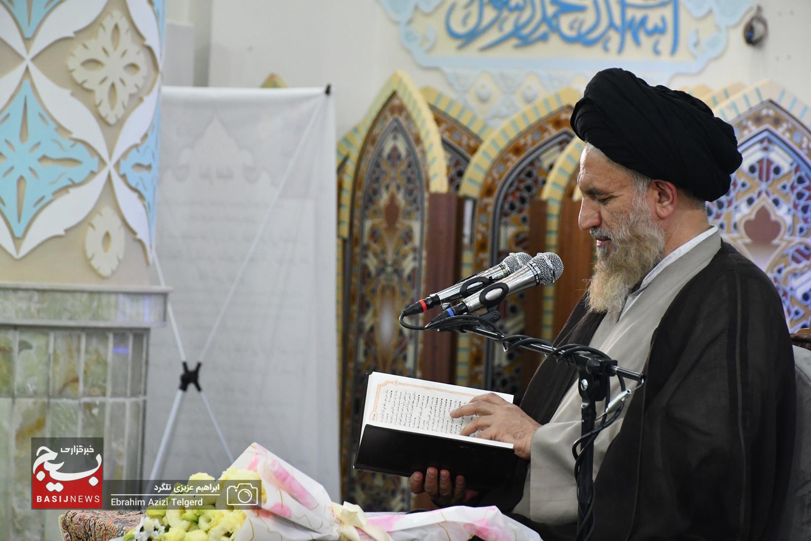 حضور مسئولان نمایندگی های ولی فقیه سپاه فتح استان در کلاس درس اخلاق آیت الله ملک حسینی