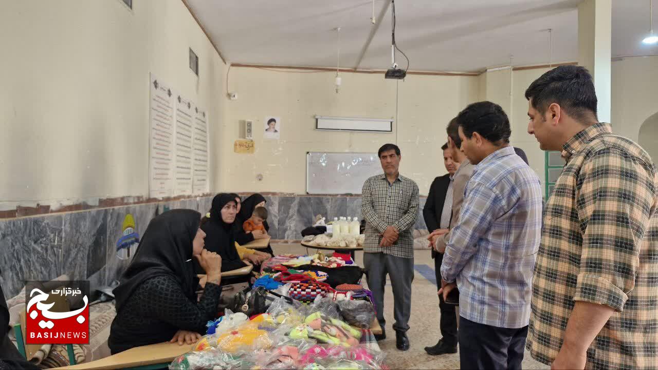 برپایی نمایشگاه عرضه محصولات خانگی در پلدختر برپایی نمایشگاه عرضه محصولات خانگی در پلدختر