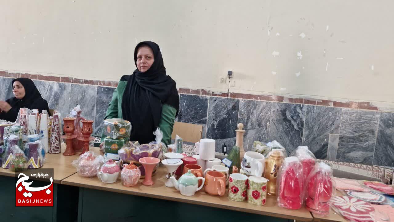 برپایی نمایشگاه عرضه محصولات خانگی در پلدختر برپایی نمایشگاه عرضه محصولات خانگی در پلدختر