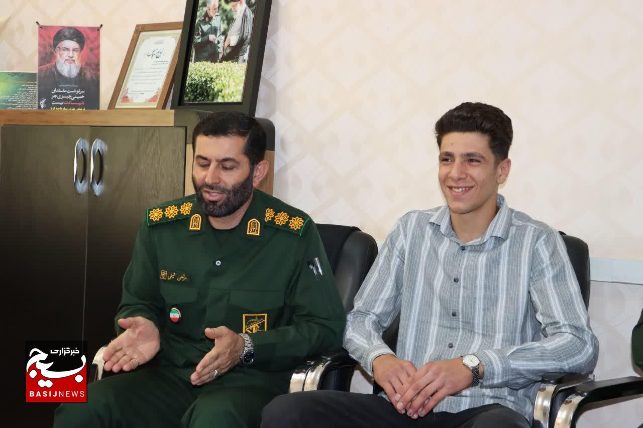 تجلیل از جودوکار بسیجی راه یافته به اردوی تیم ملی تجلیل از جودوکار بسیجی راه یافته به اردوی تیم ملی