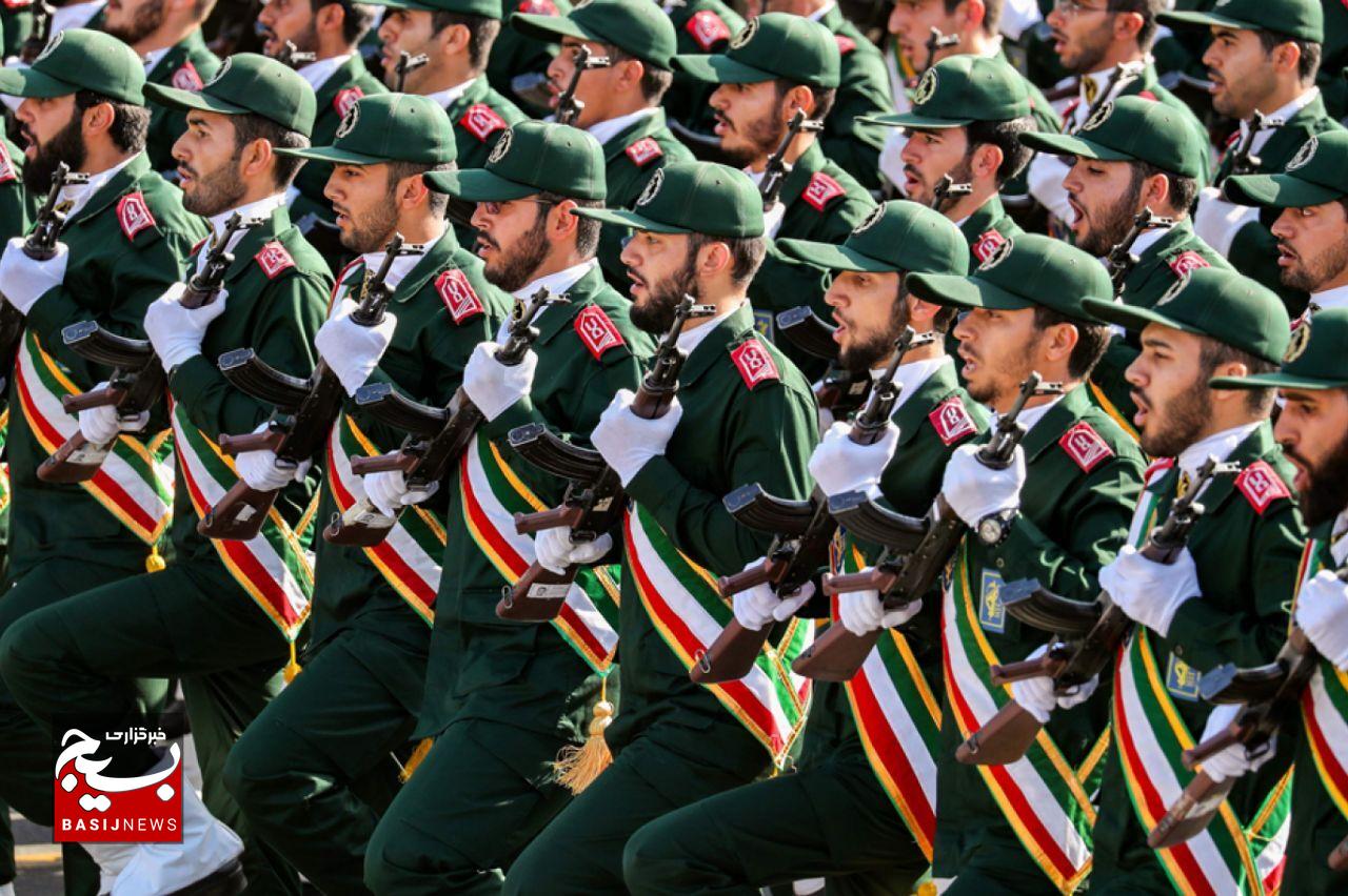سپاه، یاریدهنده محرومان و حامی نظام اسلامی است سپاه، یاریدهنده محرومان و حامی نظام اسلامی است