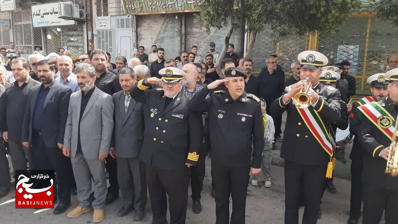 پیکر یک شهید گمنام در منجیل تشییع شد پیکر یک شهید گمنام در منجیل تشییع شد