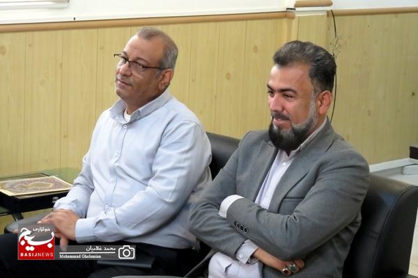 تجلیل رئیس شورا و شهردار کنگان از فرمانده سپاه کنگان تجلیل رئیس شورا و شهردار کنگان از فرمانده سپاه کنگان