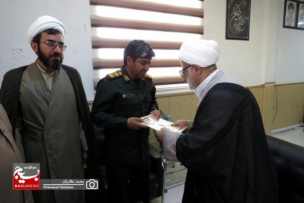 دیدار امام جمعه کنگان با فرمانده سپاه این شهرستان دیدار امام جمعه کنگان با فرمانده سپاه این شهرستان