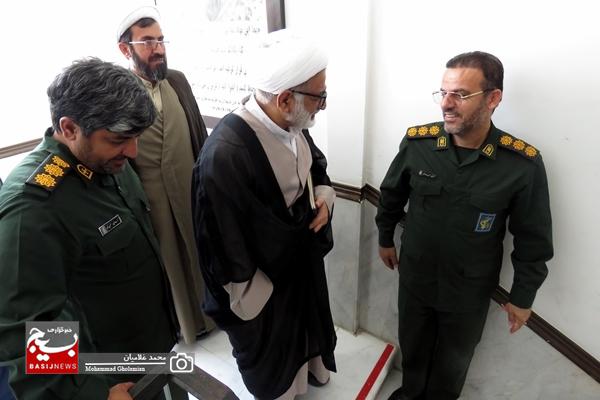 دیدار امام جمعه کنگان با فرمانده سپاه این شهرستان دیدار امام جمعه کنگان با فرمانده سپاه این شهرستان