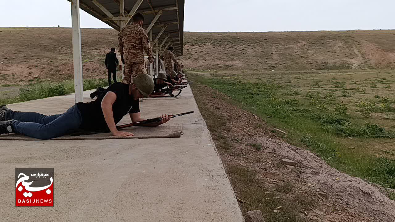 برگزاری اردوی میدان تیر آمادگی دفاعی برای ۱۴۰۰ دانشآموزان شهرستان البرز برگزاری اردوی میدان تیر آمادگی دفاعی برای ۱۴۰۰ دانشآموزان شهرستان البرز