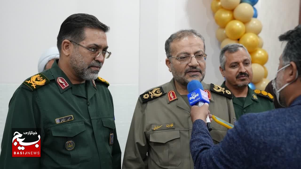 افتتاح پاتوق دخترانه ریحان یزد با حضور سردار سلیمانی
