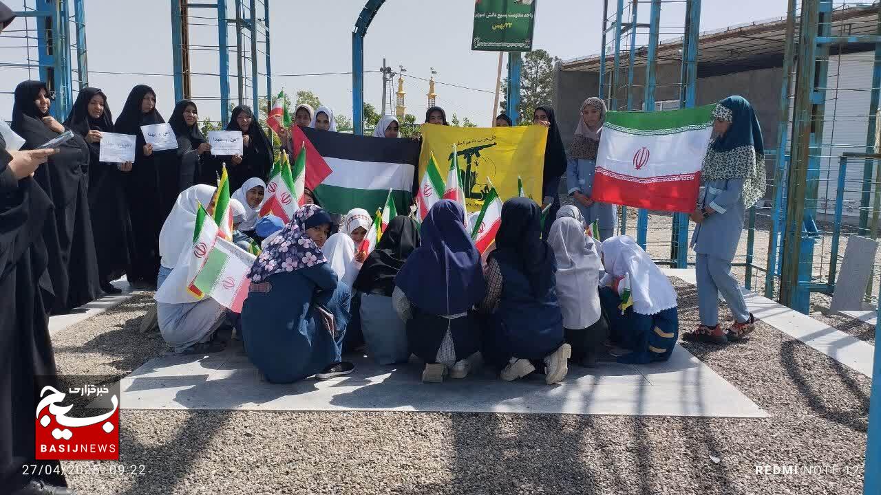 تجدیدبیعت دانش آموزان بسيجي شهرجنت آبادبا آرمان هاي شهدا