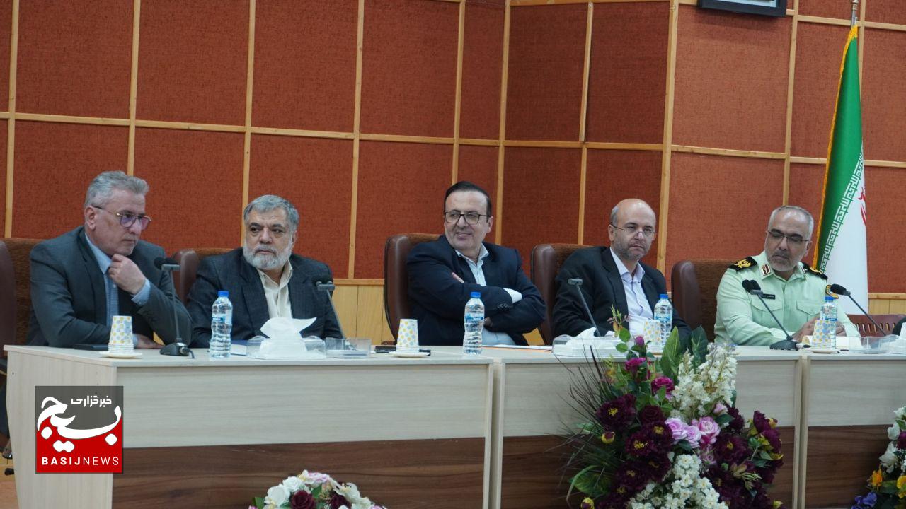 رانندگان حامی انقلاب و رکن اصلی اقتصاد هستند/مطالبات کامیونداران در دست بررسی است رانندگان حامی انقلاب و رکن اصلی اقتصاد هستند/مطالبات کامیونداران در دست بررسی است