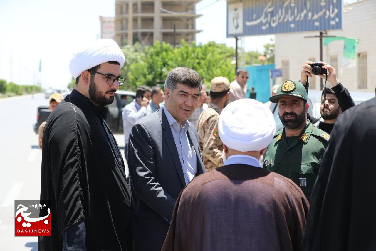 کاروان پیاده زائران مرقد امام راحل از آذربایجان شرقی وارد آبیک شدند کاروان پیاده زائران مرقد امام راحل از آذربایجان شرقی وارد آبیک شدند