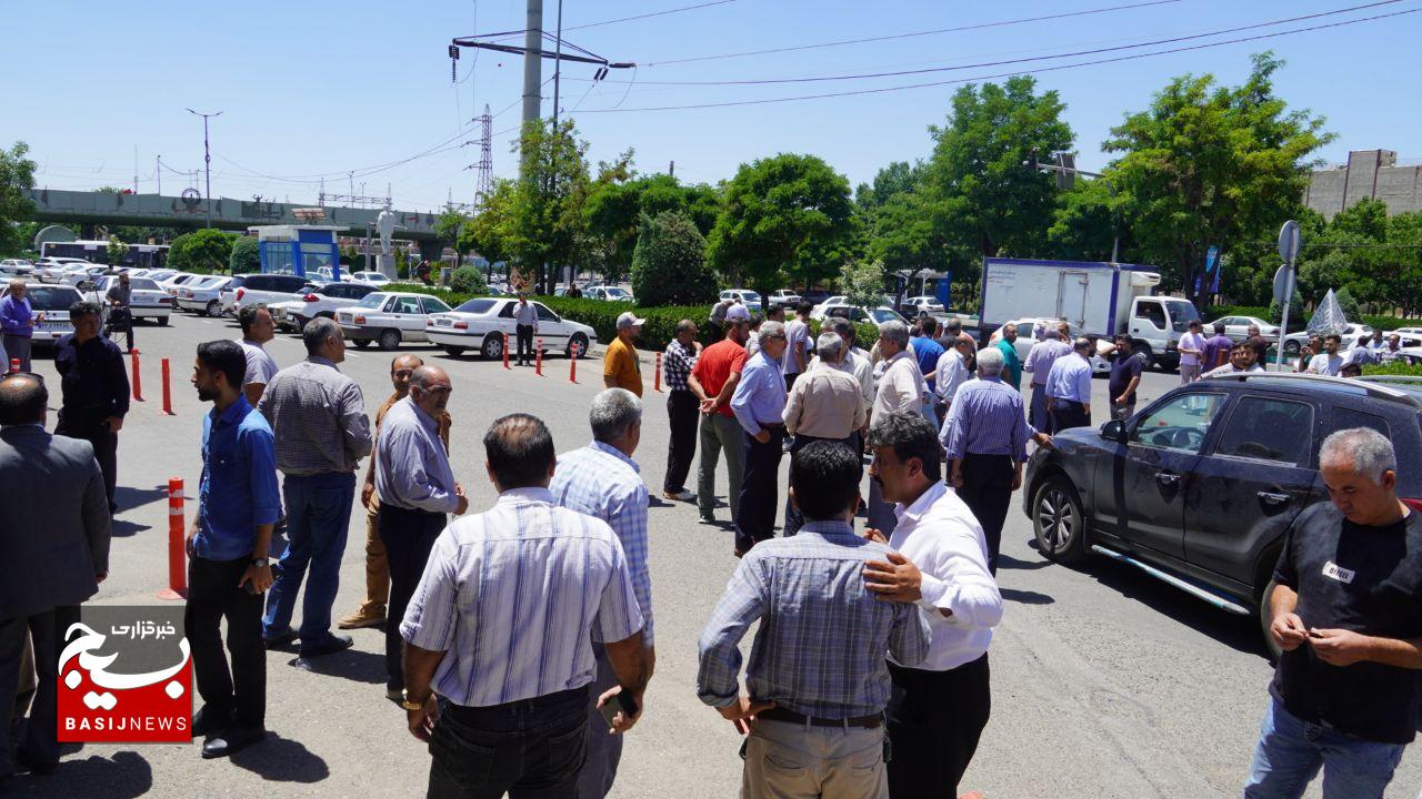 معاندین بدانند کامیونداران حافظان انقلابند/ مطالبات صنفی ما هیچ ارتباطی به رسانه های خارجی ندارد معاندین بدانند کامیونداران حافظان انقلابند/ مطالبات صنفی ما هیچ ارتباطی به رسانه های خارجی ندارد