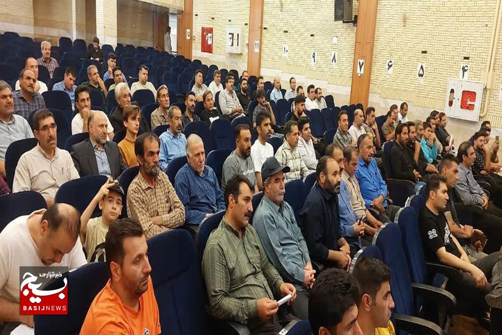 کامیون‌داران ستون فقرات اقتصاد کشور هستند