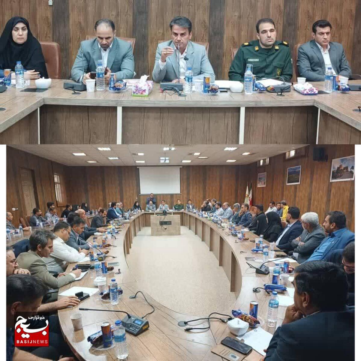 برگزاری نشست هم‌اندیشی روسای هیئت‌های ورزشی استان لرستان با حضور سرپرست ورزش و جوانان، ریاست سازمان بسیج ورزشکاران و معاونین در سالن اجتماعات شهرداری