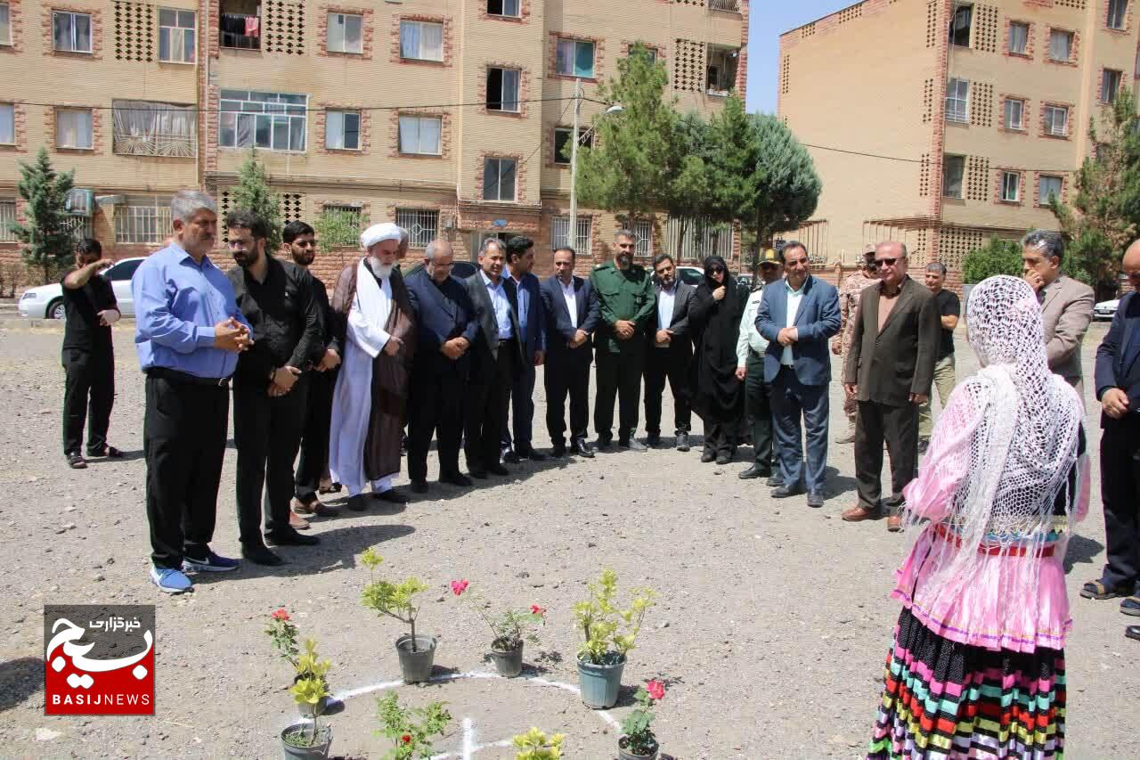 کلنگ مدرسه خیرساز ۱۲ کلاسه در محمدیه بر زمین خورد کلنگ مدرسه خیرساز ۱۲ کلاسه در محمدیه بر زمین خورد