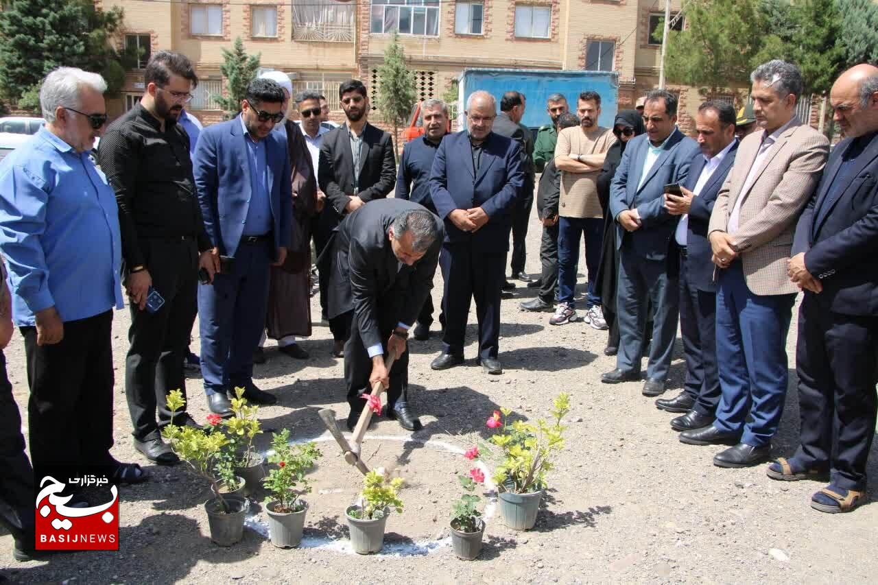 کلنگ مدرسه خیرساز ۱۲ کلاسه در محمدیه بر زمین خورد کلنگ مدرسه خیرساز ۱۲ کلاسه در محمدیه بر زمین خورد