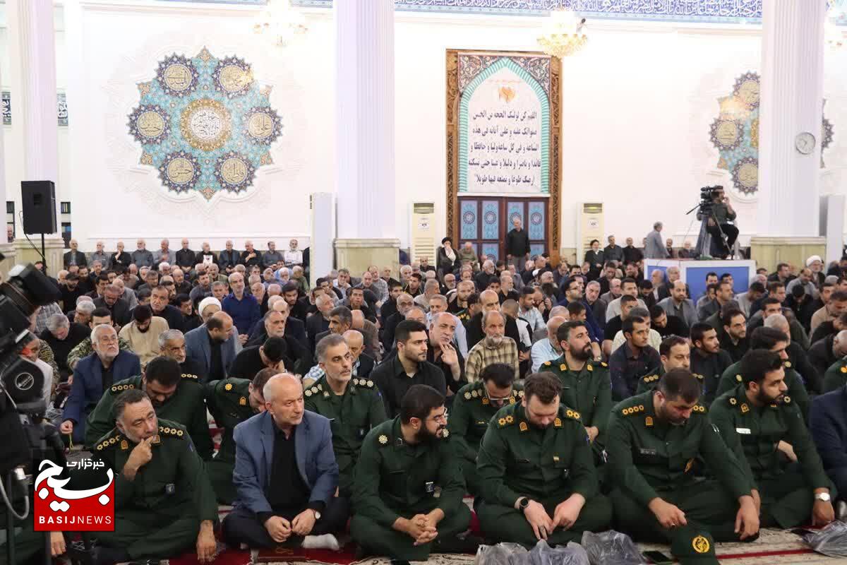نهضت امام خمینی (ره) معادلات جهانی را دگرگون کرد نهضت امام خمینی (ره) معادلات جهانی را دگرگون کرد