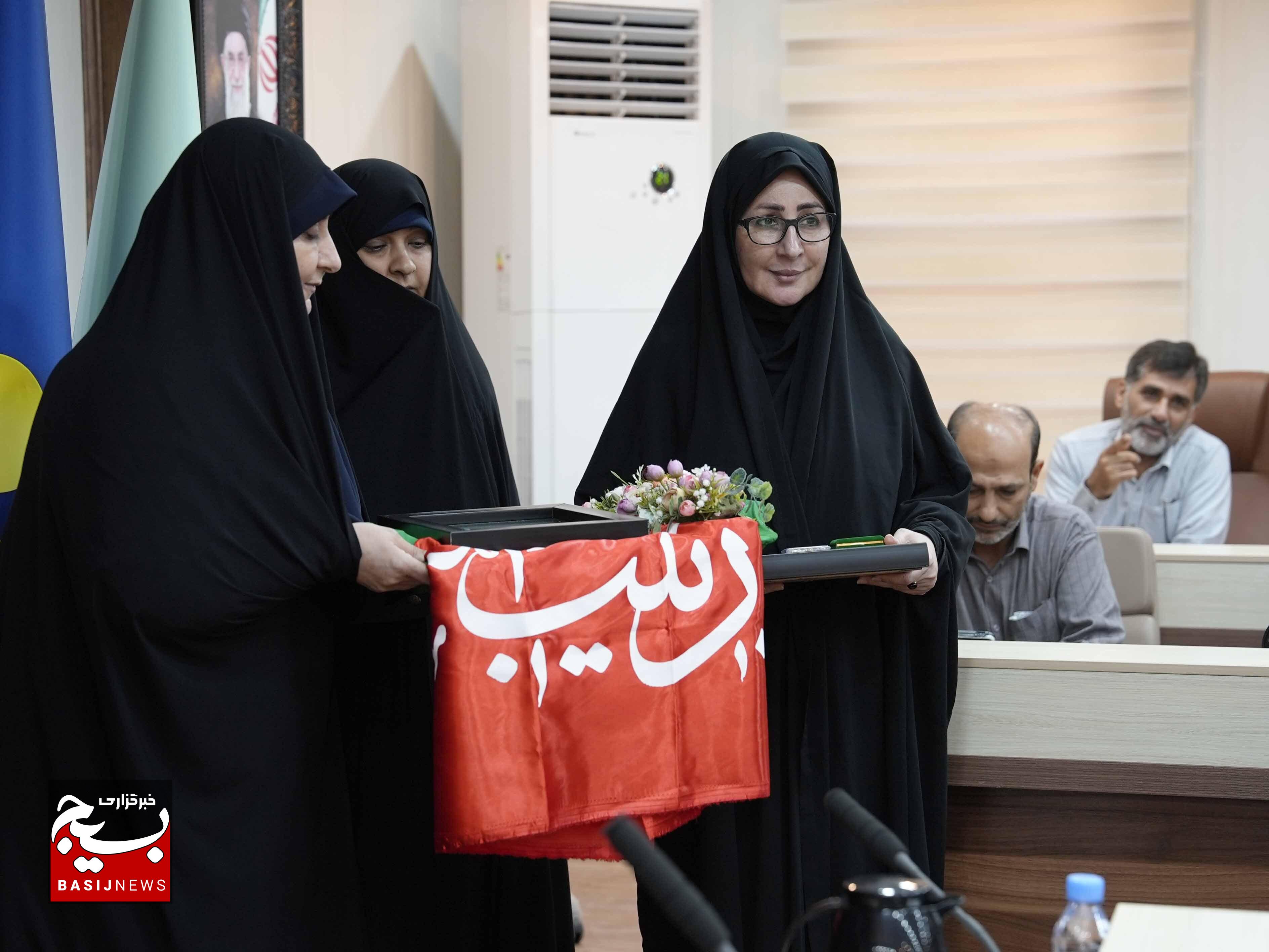 رسانه قوی می تواند دشمن را در هر سطی زمین گیر کند رسانه قوی می تواند دشمن را در هر سطی زمین گیر کند