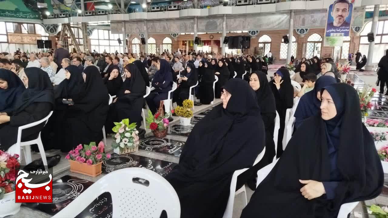 فتح خرمشهر حماسهای ماندگار و نماد عزت ملی است فتح خرمشهر حماسهای ماندگار و نماد عزت ملی است