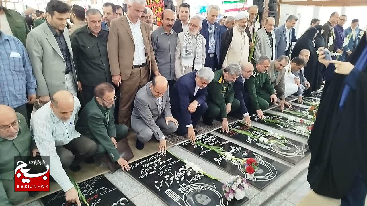 فتح خرمشهر حماسهای ماندگار و نماد عزت ملی است فتح خرمشهر حماسهای ماندگار و نماد عزت ملی است