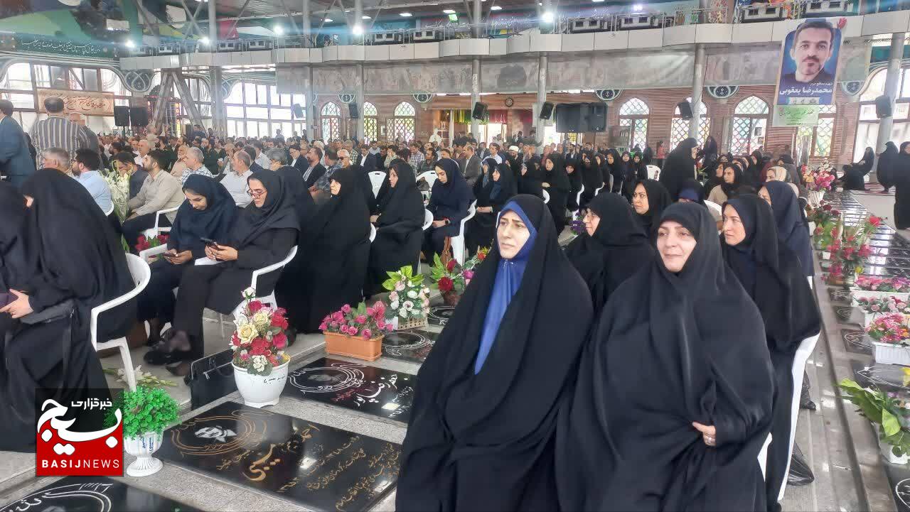فتح خرمشهر حماسهای ماندگار و نماد عزت ملی است فتح خرمشهر حماسهای ماندگار و نماد عزت ملی است