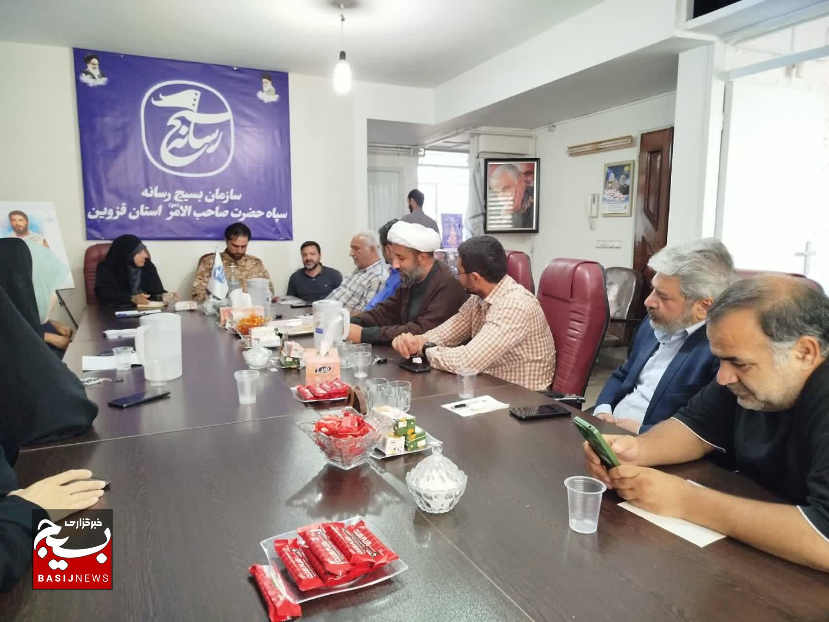 سرداران ما به تکلیفشان عمل کردهاند، امروز نوبت ماست از حماسههای آنها دفاع کنیم سرداران ما به تکلیفشان عمل کردهاند، امروز نوبت ماست از حماسههای آنها دفاع کنیم