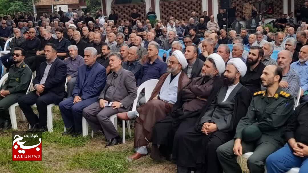 شهدا راه میگشایند و ملت ایران با گامهای استوار ادامه میدهد شهدا راه میگشایند و ملت ایران با گامهای استوار ادامه میدهد