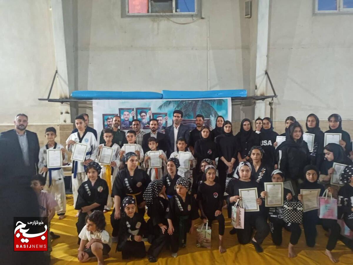 محفل قرآنی و تجلیل از قهرمانان ورزشی شهرستان البرز برگزار شد