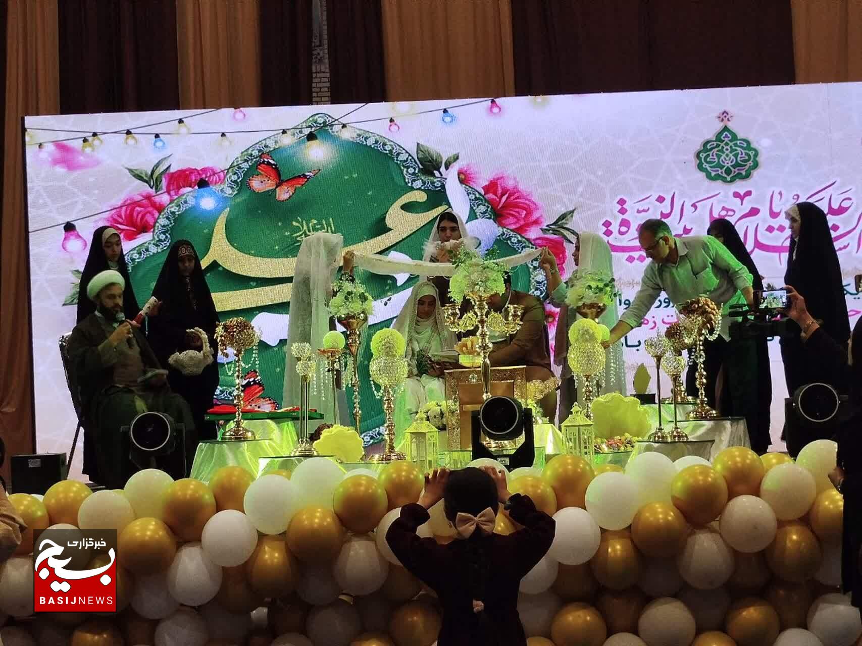 برگزاری جشن ازدواج دانشجویی ۵۰ زوج بروجردی 