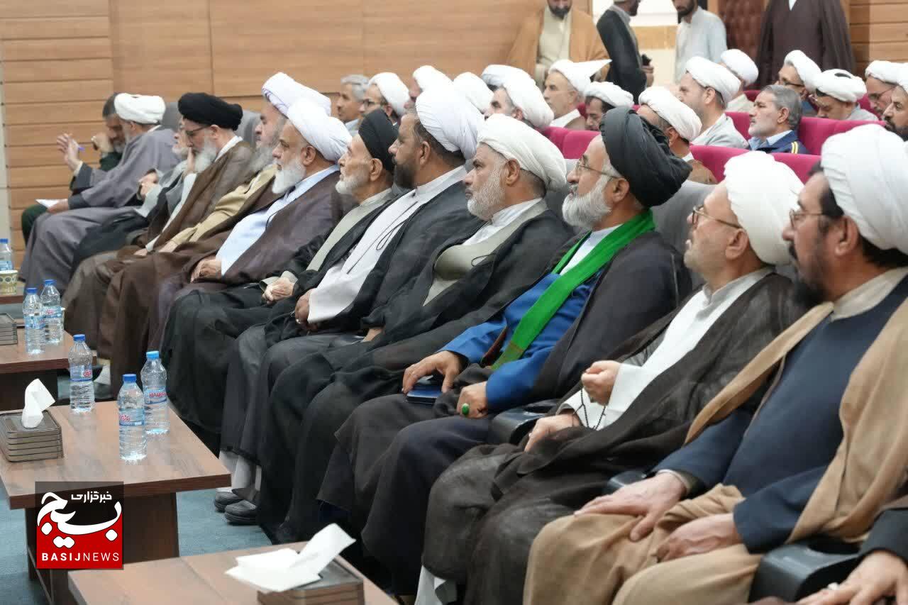 روحانیت انقلابی، با بصیرتشان فرماندهان جنگ را تربیت کردند/ امروز جغرافیای اعتقادی ما هدف دشمن است روحانیت انقلابی، با بصیرتشان فرماندهان جنگ را تربیت کردند/ امروز جغرافیای اعتقادی ما هدف دشمن است