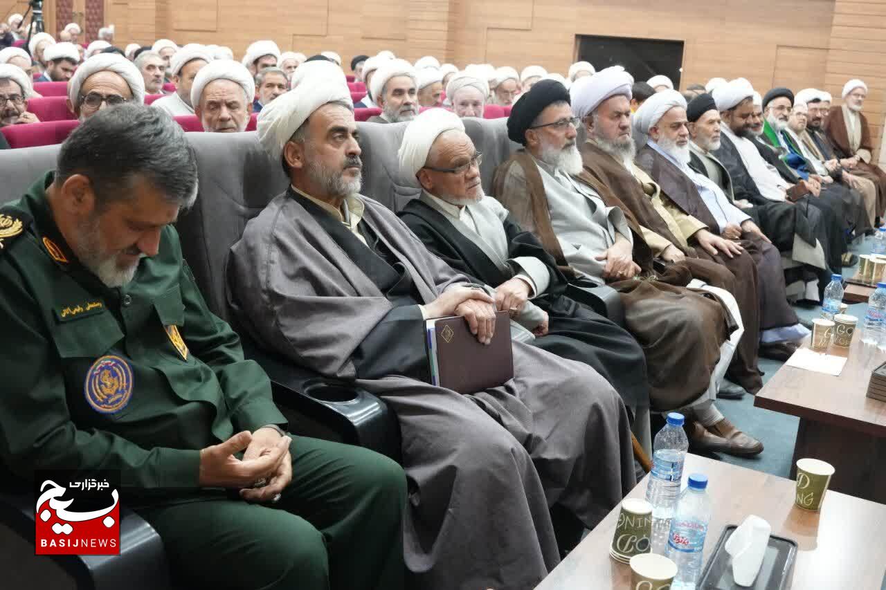 روحانیت انقلابی، با بصیرتشان فرماندهان جنگ را تربیت کردند/ امروز جغرافیای اعتقادی ما هدف دشمن است روحانیت انقلابی، با بصیرتشان فرماندهان جنگ را تربیت کردند/ امروز جغرافیای اعتقادی ما هدف دشمن است