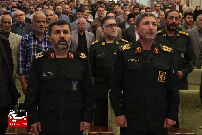 پایگاههای بسیج الگوی موفق در مردمسالاری دینی هستند. پایگاههای بسیج الگوی موفق در مردمسالاری دینی هستند.