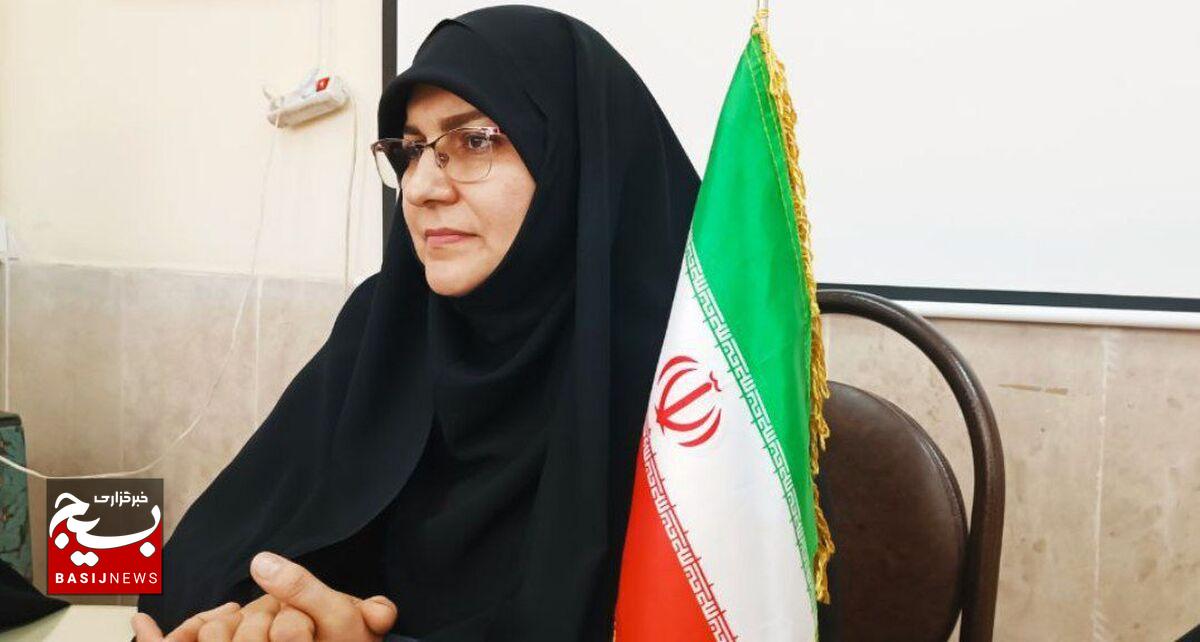 بسیج جامعه زنان لرستان به دنبال تقویت هویت زن مسلمان و رفع مشکلات جامعه زنان است