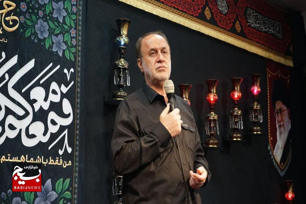امروز دنیا اسلام ناب را از ایران میشناسد