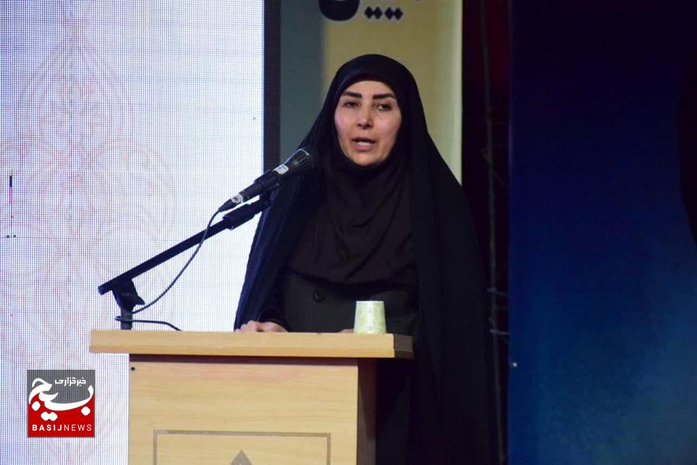 نمایشگاه بانوان کارآفرین همدان، گامی در تقویت نقش اقتصادی زنان