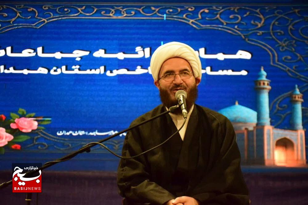 نقش محوری امام جماعت در تحقق «کنشگری اجتماعی مساجد»/مسجد باید محور اداره امور جامعه باشد