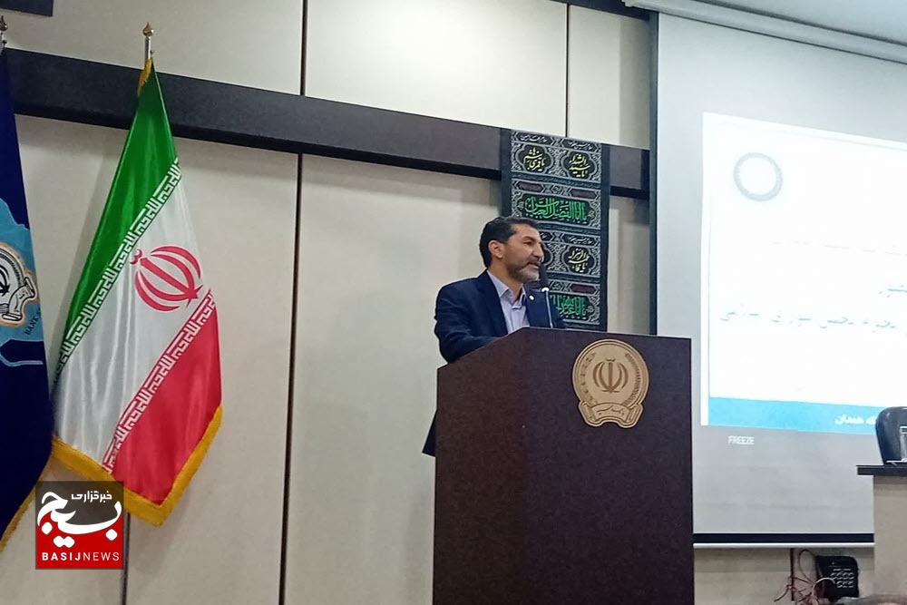 تهاجم دشمن به بانک سپه و ایستادگی کارکنان این بانک/ از ابتدای مردادماه به روال قبل برمی‌گردیم