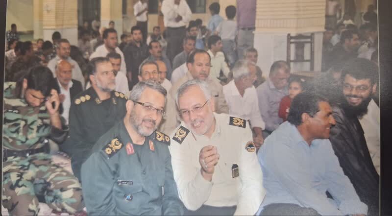 از فرماندهی در جبهه تا تقید به غسل جمعه و خدمت در موکب از فرماندهی در جبهه تا تقید به غسل جمعه و خدمت در موکب