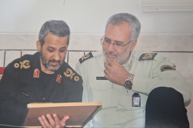 از فرماندهی در جبهه تا تقید به غسل جمعه و خدمت در موکب از فرماندهی در جبهه تا تقید به غسل جمعه و خدمت در موکب