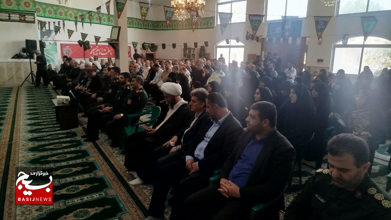 وظیفه ما، تکریم مردم و پاسخگویی در قبال مسئولیتهاست وظیفه ما، تکریم مردم و پاسخگویی در قبال مسئولیتهاست