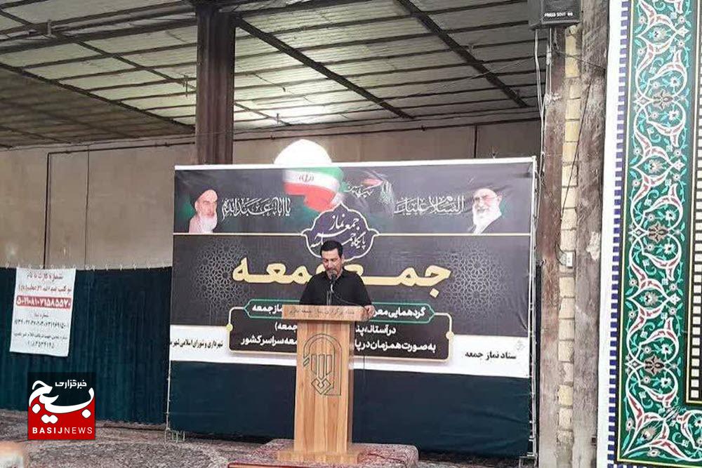 خبرنگار انقلابی، سرباز گمنام جبهه تبیین است/ رسانه‌های متعهد، سنگر دفاع از ارزش‌های اسلامیهستند