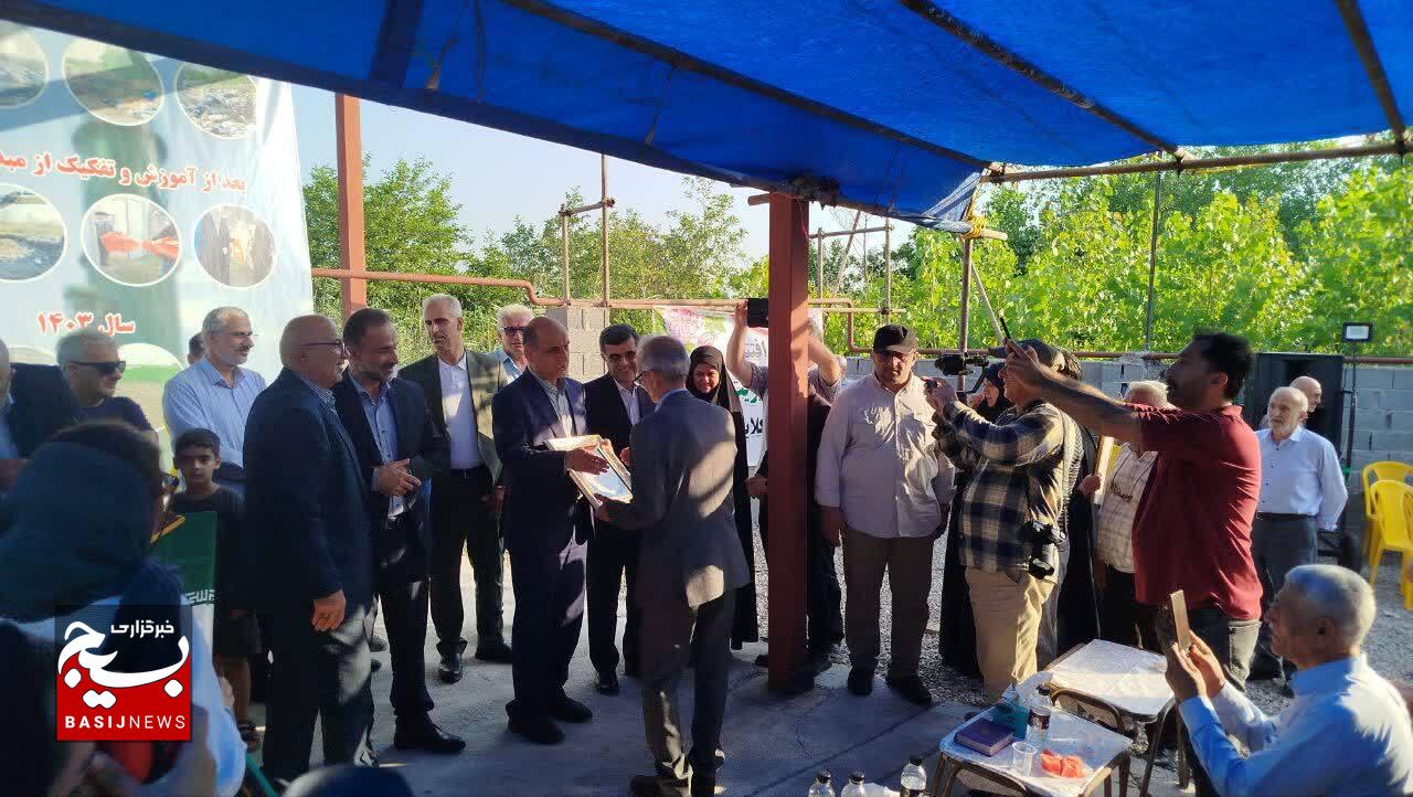 افتتاح طرح مدیریت پسماند روستای لسکوکلایه بزرگ بندر کیاشهر افتتاح طرح مدیریت پسماند روستای لسکوکلایه بزرگ بندر کیاشهر