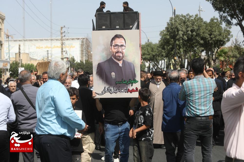 مراسم تشییع شهید اقتدار بسیج «اسماعیل پاشایی» از شهدای جنگ تحمیلی ۱۲ روزه