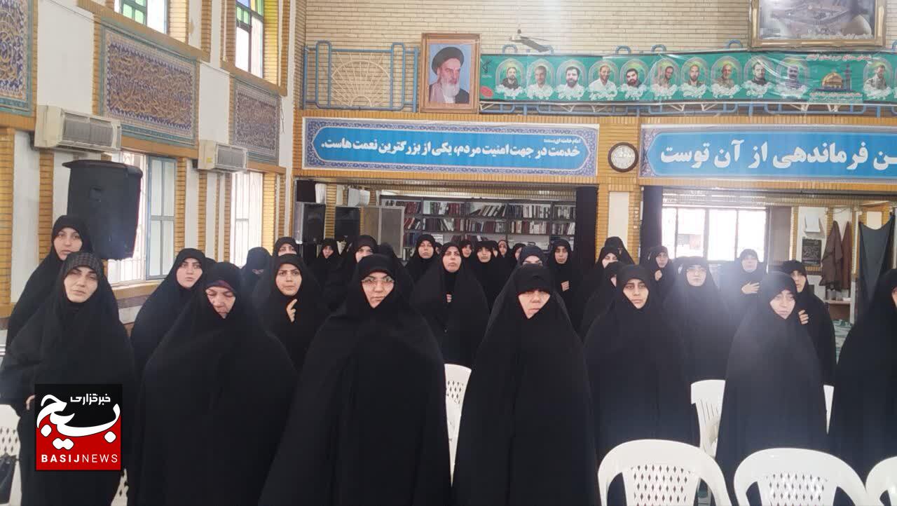 قرآن، راه نجات از فتنهها و پرچمدار تربیت نسل نوین اسلامی است قرآن، راه نجات از فتنهها و پرچمدار تربیت نسل نوین اسلامی است