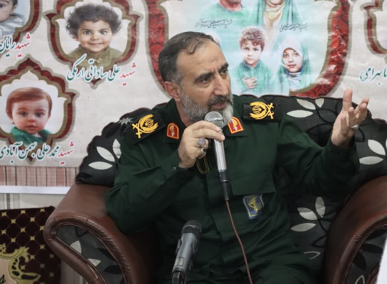 بسیج خدمتگزار مردم در همه عرصه هاست/مشارکت ۸۰ هزار بسیجی در رزمایش سراسری بسیج استان بسیج خدمتگزار مردم در همه عرصه هاست/مشارکت ۸۰ هزار بسیجی در رزمایش سراسری بسیج استان