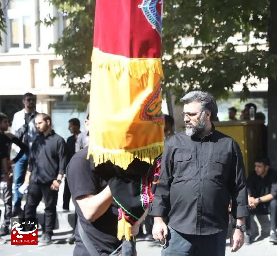 مراسم عزاداری و سینه‌رنی نیروهای مسلح به مناسبت ۲۸ صفر با حضور کارکنان و نیروهای سازمان بسیج مستضعفین