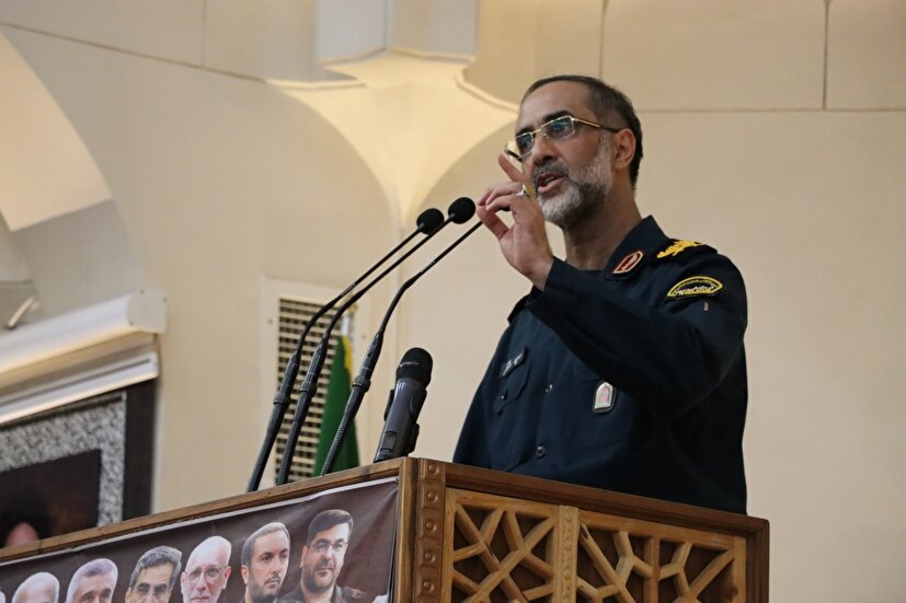دشمن از اوایل انقلاب به دنبال شیطنت در کشور ما بود/بصیرت ملت ما موجب شکست دشمنان شد