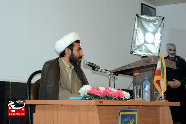 همدلی مردم و مدیریت رهبری باعث پیروزی دفاع مقدس ۱۲ روزه شد همدلی مردم و مدیریت رهبری باعث پیروزی دفاع مقدس ۱۲ روزه شد