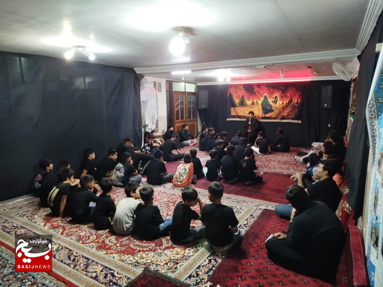 افتخار میزبانی هیئت جوانان حضرت علی اکبر (ع)روستای کاریزنو بخش نصرآباد از مراسم عزاداری شهادت حضرت رقیه (س)