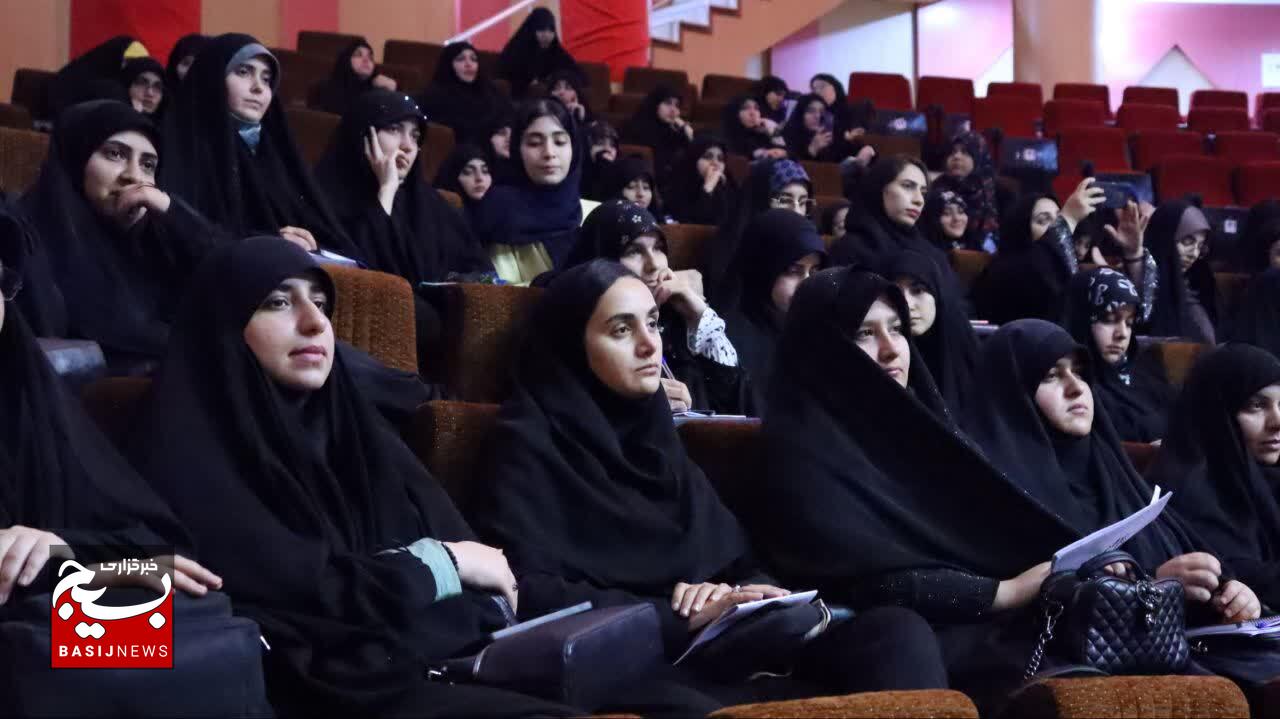 بسیج دانشجویی استان گیلان، میزبان ۲ دوره آموزشی «لبیک» و «میثاق» در لاهیجان 