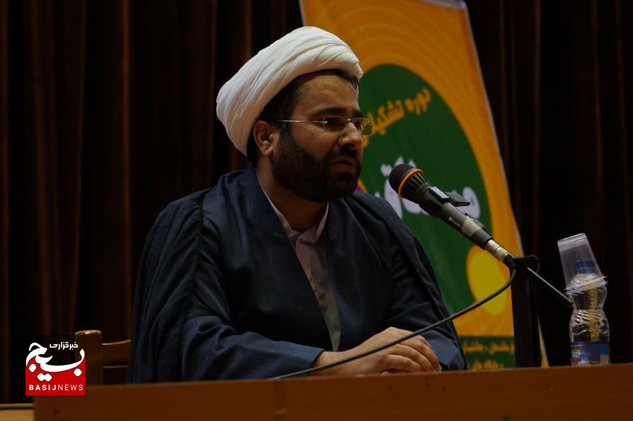 بسیج دانشجویی استان گیلان، میزبان ۲ دوره آموزشی «لبیک» و «میثاق» در لاهیجان 